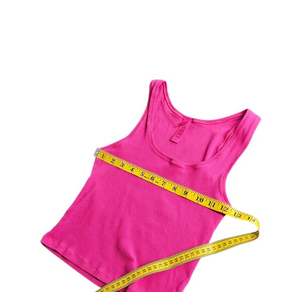 SKIMS Womens Ribbed Cropped Tank, Pink, Cotton Blend, Size Large - Picture 7 of 8